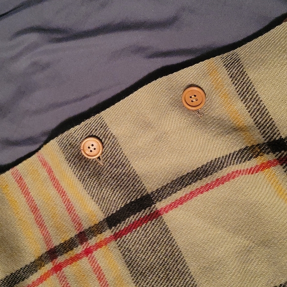 Scarves - Picture 2 of 4